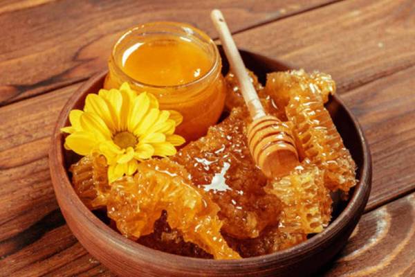 خرید و قیمت عسل چهل گیاه خمین + فروش صادراتی